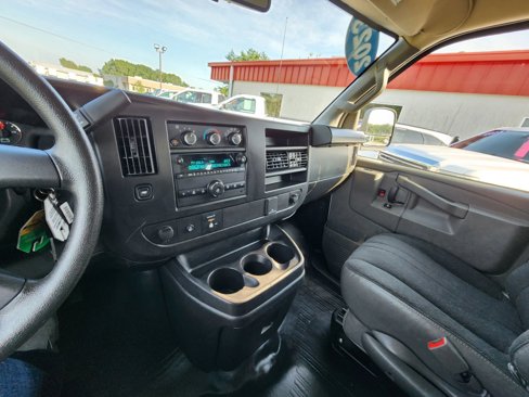 Used 2023 Chevrolet Express 2500 w/ Driver Convenience Package image 19