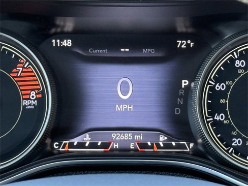 Used 2019 Jeep Cherokee Limited image 32
