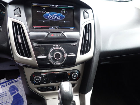 Used 2012 Ford Focus SEL image 36