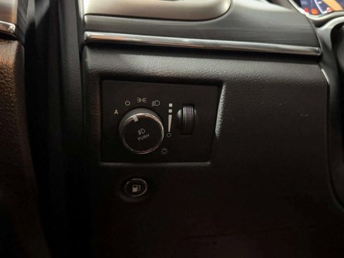 Used 2021 Jeep Grand Cherokee Limited w/ Trailer Tow Group IV image 10