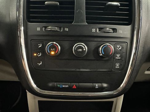 Used 2014 Dodge Grand Caravan American Value Package image 34