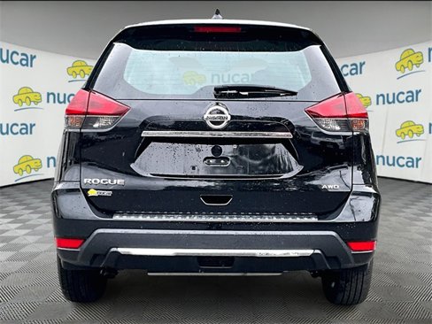 Used 2019 Nissan Rogue S image 4