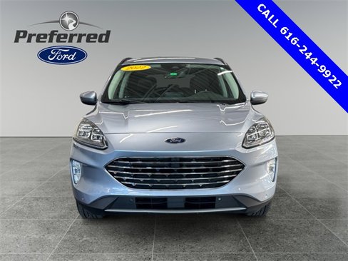 Used 2022 Ford Escape Titanium image 10