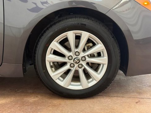 Used 2023 Toyota Corolla SE image 16