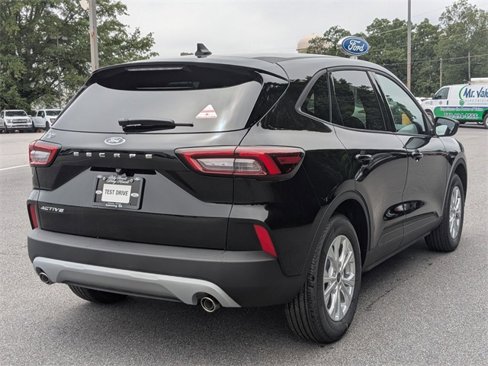 New 2025 Ford Escape Active image 3