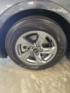 Used 2023 Kia K5 LXS image 42