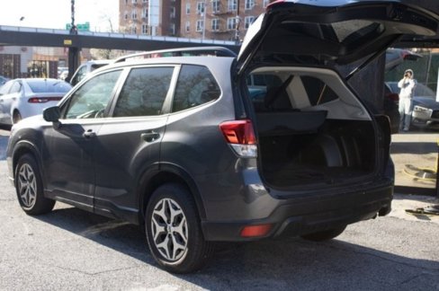 Used 2021 Subaru Forester Premium image 56