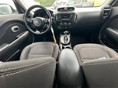 Used 2017 Kia Soul image 16
