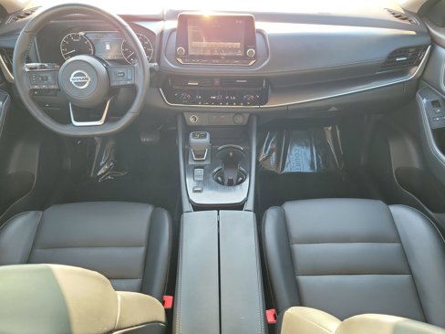 Used 2021 Nissan Rogue SV w/ Premium Package image 17