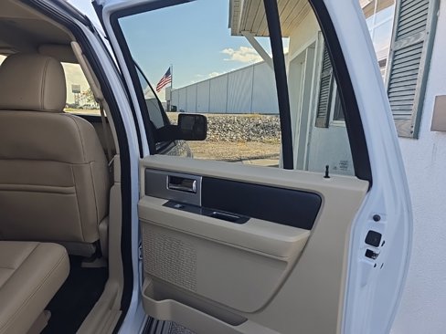 Used 2017 Ford Expedition EL XLT w/ Equipment Group 202A image 22