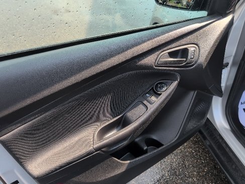 Used 2018 Ford Focus S image 13