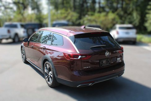 Used 2018 Buick Regal Essence w/ Driver Confidence Package #1 image 7