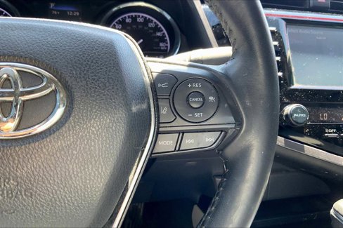 Used 2020 Toyota Camry SE image 24