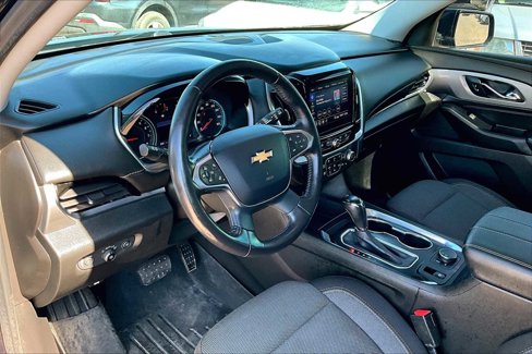Used 2020 Chevrolet Traverse LT image 17