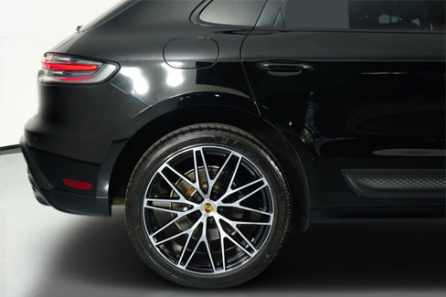 Used 2022 Porsche Macan image 9