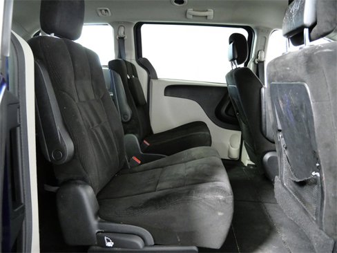 Used 2012 Dodge Grand Caravan SE image 12