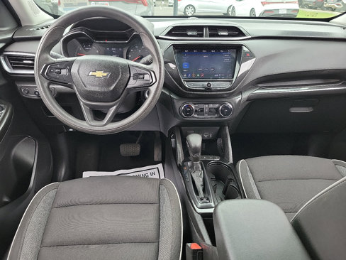 Used 2022 Chevrolet TrailBlazer LT w/ Convenience Package image 4