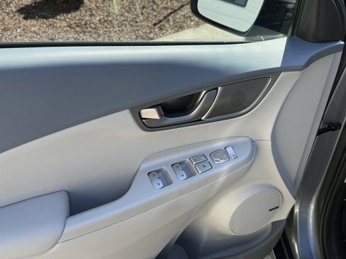 Used 2019 Hyundai Kona Ultimate image 15