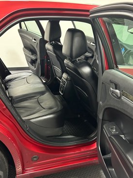 Used 2012 Chrysler 300 Limited w/ Luxury Group image 10
