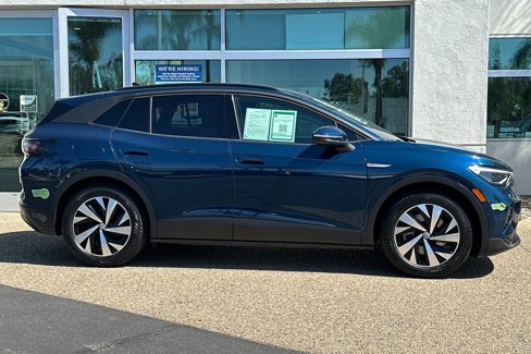 Certified 2023 Volkswagen ID.4 Pro image 3