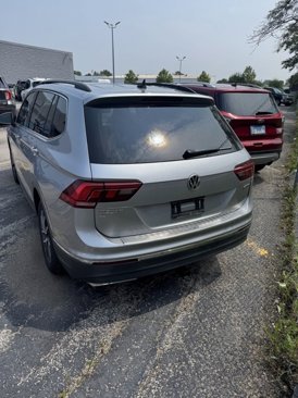 Used 2020 Volkswagen Tiguan SE image 3
