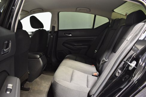 Used 2022 Nissan Altima 2.5 SV image 26