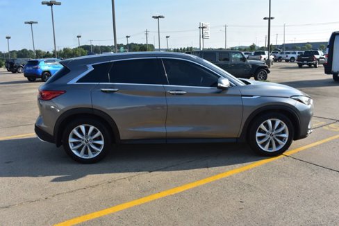 Used 2019 INFINITI QX50 Luxe w/ Cargo Package image 4