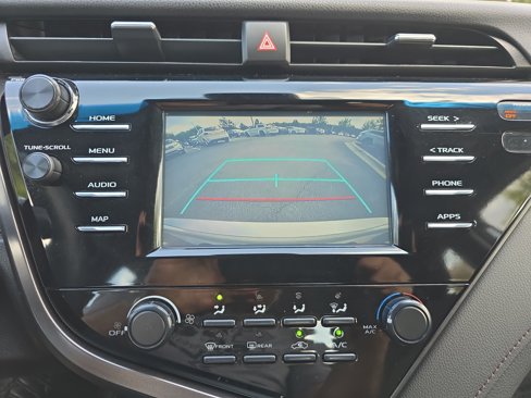 Used 2019 Toyota Camry LE image 22