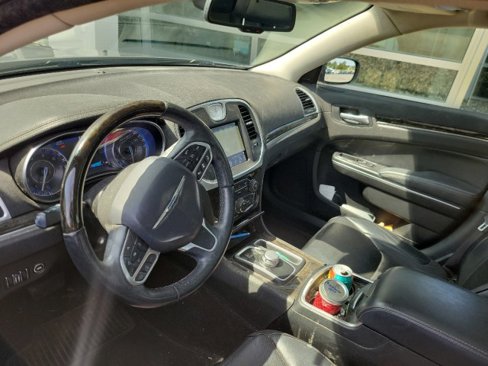 Used 2017 Chrysler 300 C w/ Safetytec Plus Group image 4