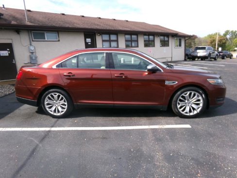 Used 2015 Ford Taurus Limited image 2