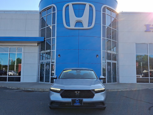 Used 2023 Honda Accord LX image 2