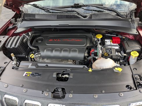 Used 2022 Jeep Compass Latitude image 24