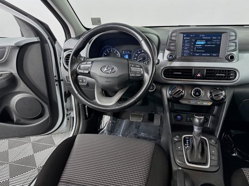 Certified 2021 Hyundai Kona SEL w/ Cargo Package image 22