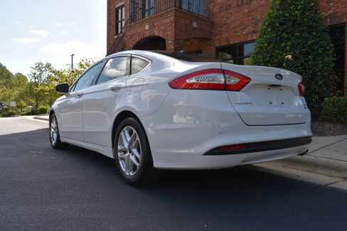 Used 2016 Ford Fusion SE w/ Equipment Group 202A image 31