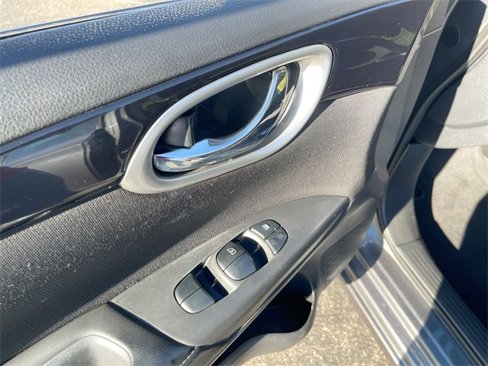 Used 2019 Nissan Sentra SV image 21