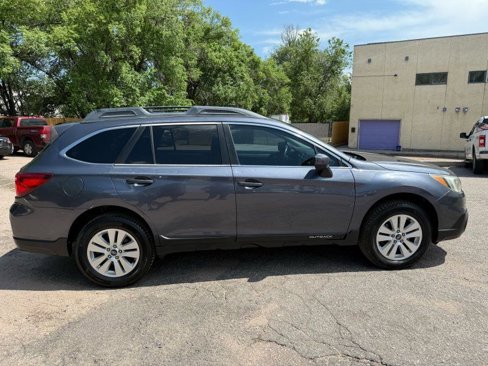 Used 2015 Subaru Outback 2.5i Premium image 8