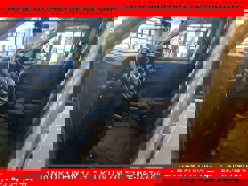 Used 2025 Ford Maverick XLT w/ Black Appearance Package image 5
