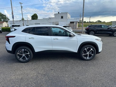New 2025 Chevrolet Trax RS w/ Driver Confidence Package image 6