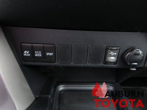 Certified 2016 Toyota RAV4 XLE image 20