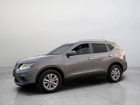 Used 2015 Nissan Rogue SV image 3