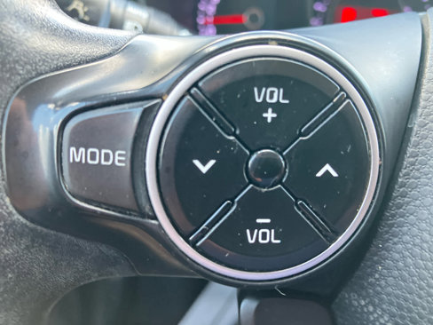 Used 2019 Kia Soul image 17