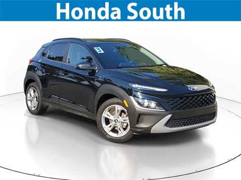 Used 2023 Hyundai Kona SEL image 1