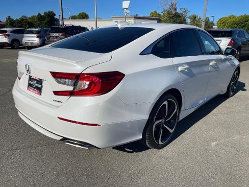 Used 2020 Honda Accord Sport image 5
