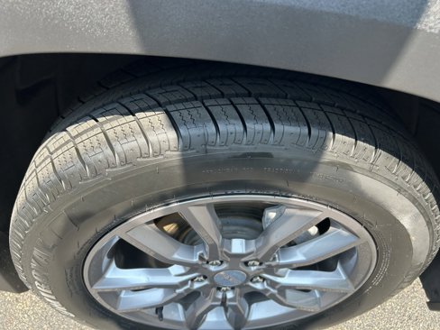 Used 2022 GMC Terrain SLT w/ LPO, Floor Liner Package image 14
