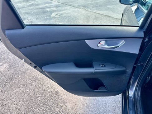 Used 2024 Kia Forte LXS image 27
