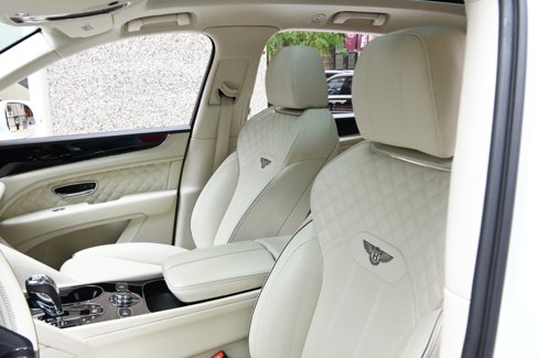 Used 2022 Bentley Bentayga image 10