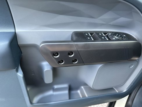 New 2025 Ford Maverick XLT image 30
