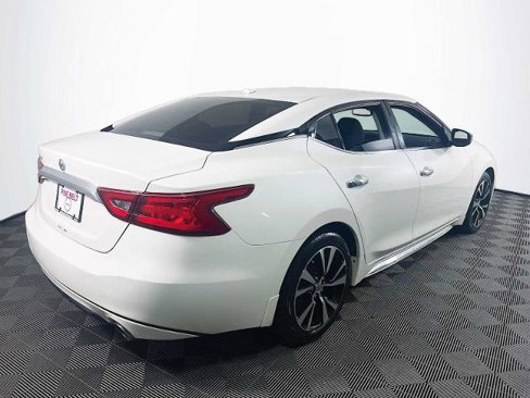Certified 2018 Nissan Maxima 3.5 S image 4