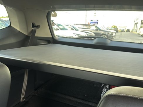 Used 2019 Volkswagen Atlas SEL R-Line image 11