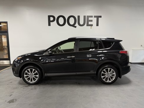 Used 2017 Toyota RAV4 Limited image 1